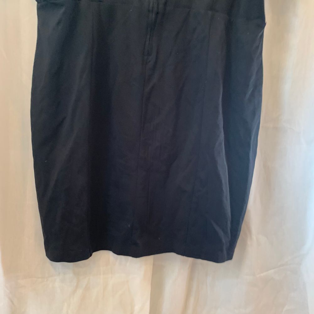 EUC Torrid Black Grommet and‎ Lacing Shoulder Zip Back Mini Dress Size 26 - Picture 10 of 11